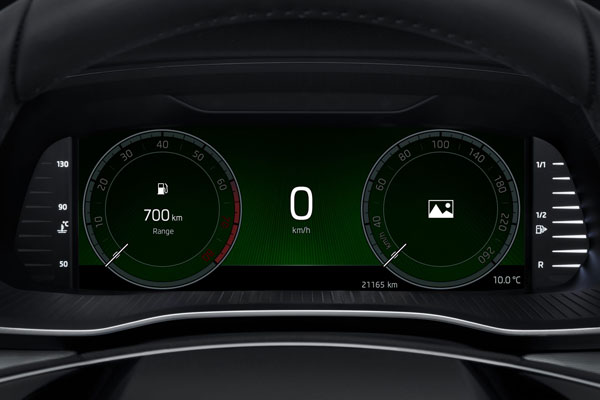 അവസാനഘട്ട പരീക്ഷണയോട്ടവുമായി പുതുതലമുറ സ്‌കോഡ ഒക്ടാവിയ; കൂടുതല്‍ വിവരങ്ങള്‍ ഇതാ