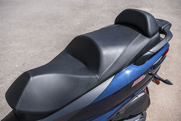 MP3 ത്രീ വീലര്‍ സ്‌കൂട്ടര്‍ ശ്രേണി നവീകരിച്ച് പിയാജിയോ