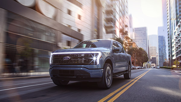 483 കിലോമീറ്റർ മൈലേജുമായി F150 ലൈറ്റ്നിംഗ് ഇലക്ട്രിക് പിക്കപ്പ് ട്രക്ക് പുറത്തിറക്കി ഫോർഡ്