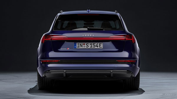 ബ്രാൻഡിന്റെ ഇന്ത്യൻ വെബ്സൈറ്റിൽ ഇടംപിടിച്ച് ഔഡി ഇ-ട്രോൺ ഇലക്ട്രിക് എസ്‌യുവി; ലോഞ്ച് ഉടൻ