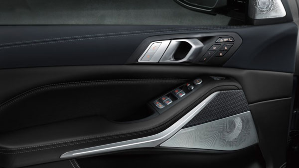 X7 ഡാർക്ക് ഷാഡോ എഡിഷൻ പുറത്തിറക്കി ബി‌എം‌ഡബ്ല്യു; വില 2.02 കോടി രൂപ