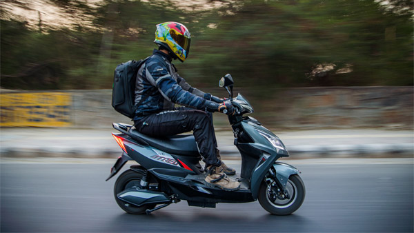 സോള്‍ ഇലക്ട്രിക് സ്‌കൂട്ടറിന്റെ അവതരണം വെളിപ്പെടുത്തി ഈവ്