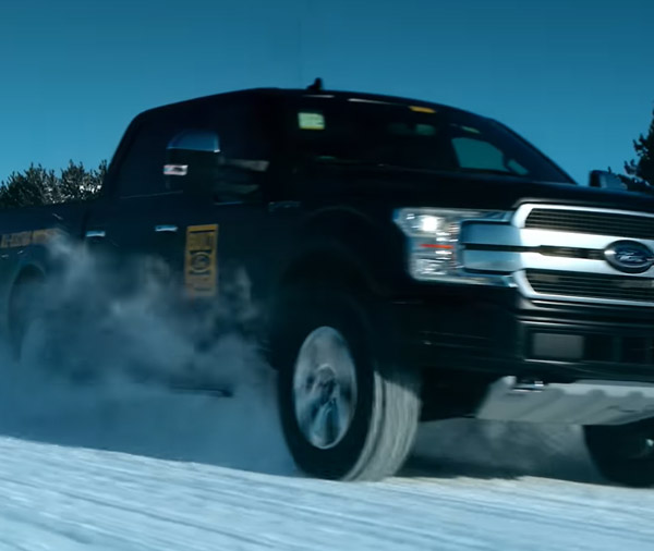 F150 അടിസ്ഥിത ഇലക്ട്രിക് പിക്കപ്പിന് ലൈറ്റ്നിംഗ് നെയിംപ്ലേറ്റ് നൽകി ഫോർഡ്