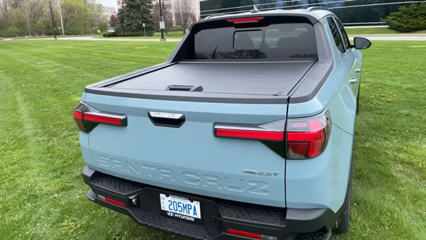 ഹ്യുണ്ടായി അഡ്വഞ്ചർ പിക്കപ്പ് സാന്താക്രൂസിന്റെ അകവും പുറവും; വീഡിയോ