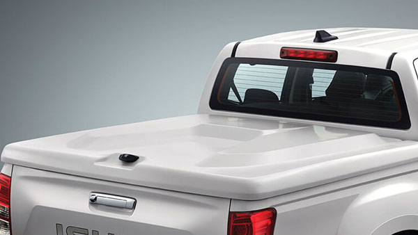 കൂടുതൽ പ്രായോഗികമാക്കാം, D-മാക്സ് V-ക്രോസിനായുള്ള ആക്‌സസറികളും അവതരിപ്പിച്ച് ഇസൂസു