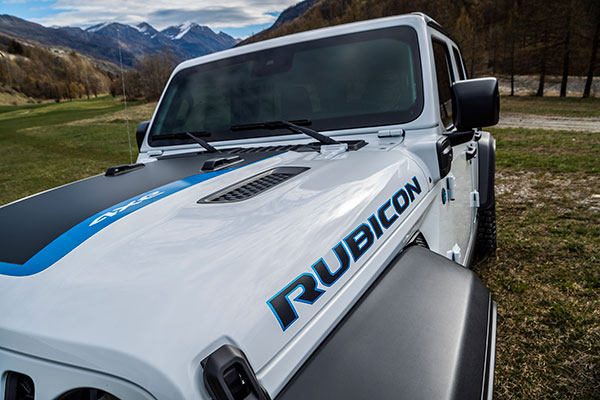 റാങ്‌ലർ PHEV -യുമായി 4xe ഇലക്ട്രിക് ശ്രേണി വിപുലീകരിച്ച് ജീപ്പ്