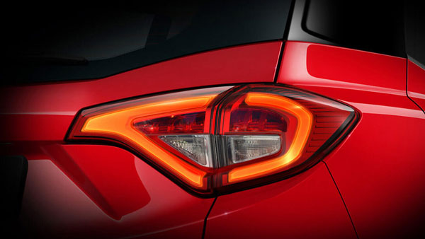 മഹീന്ദ്രയുടെ മിന്നും താരമായി മാറി XUV300; പെട്രോള്‍ വേരിയന്റിന് ആവശ്യക്കാര്‍ ഏറെ