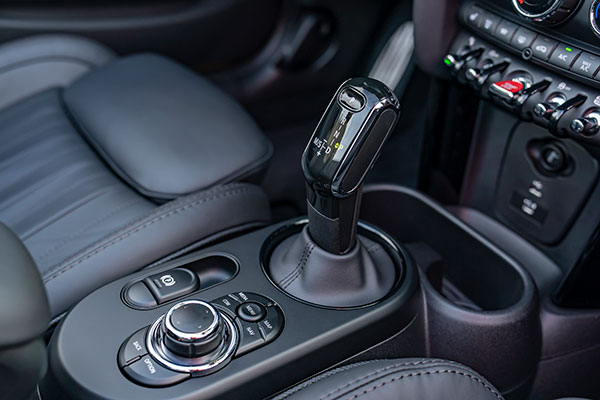 കുഞ്ഞൻ കൺവേർട്ടിബിളിന് പുതുതലമുറ അവതരിപ്പിക്കാനൊരുങ്ങി മിനി 