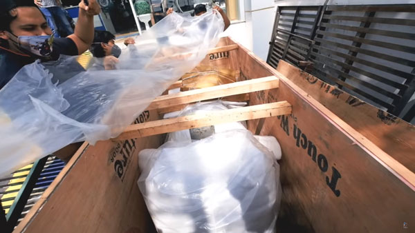 2021 ഹയാബൂസ ഡീലര്‍ഷിപ്പുകളില്‍ എത്തി; ഫസ്റ്റ് ലുക്ക് വോക്ക്എറൗണ്ട് വീഡിയോ