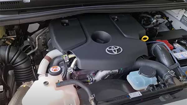 50-ാം വര്‍ഷികം ആഘോഷിച്ച് ടൊയോട്ട; ഇന്നോവ ക്രിസ്റ്റ ലിമിറ്റഡ് എഡിഷന്‍ മോഡല്‍ ഇതാ, വീഡിയോ