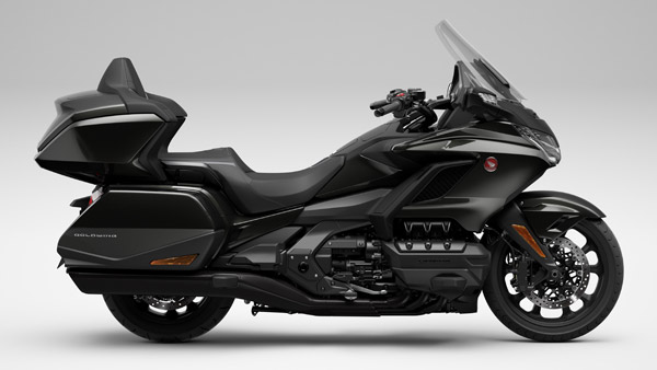 ബൈക്കുകളിലെ രാജാവ്, പുതിയ 2021 ഗോൾഡ് വിംഗ് ടൂറിനെ അവതരിപ്പിച്ച് ഹോണ്ട; പ്രാരംഭ വില 37.20 ലക്ഷം രൂപ