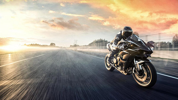 2021 നിഞ്ച H2R അവതരിപ്പിച്ച് കവസാക്കി; വില 79.90 ലക്ഷം രൂപ