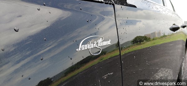 അടിമുടി മാറ്റങ്ങളുമായി 2021 സ്കോഡ ഒക്ടാവിയ; ആദ്യ ഡ്രൈവ് വിശേഷങ്ങൾ