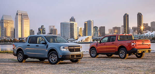 ഹൈബ്രിഡ് പവർട്രെയിനൊപ്പം മാവെറിക് കോംപാക്ട് പിക്കപ്പ് അവതരിപ്പിച്ച് ഫോർഡ്