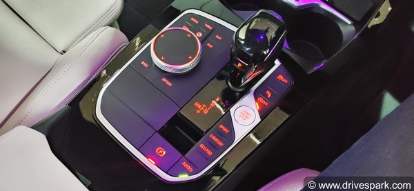 ബിഎംഡബ്ല്യു നിരയിലെ എൻട്രി ലെവൽ കാർ; 220i M സ്പോർട്ടിന്റെ റിവ്യൂ വിശേഷങ്ങൾ