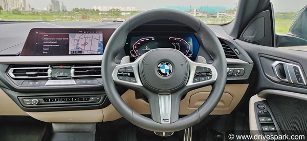 ബിഎംഡബ്ല്യു നിരയിലെ എൻട്രി ലെവൽ കാർ; 220i M സ്പോർട്ടിന്റെ റിവ്യൂ വിശേഷങ്ങൾ