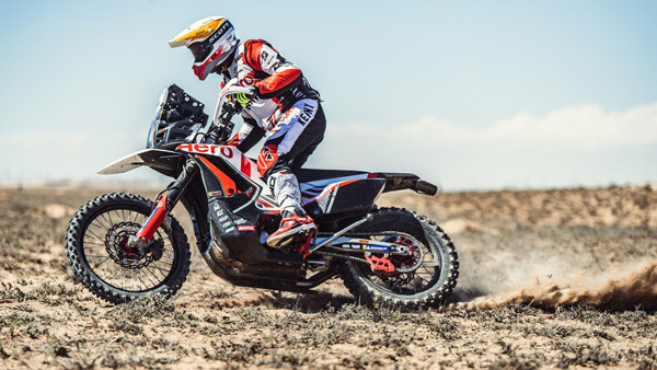 കസാക്കിസ്ഥാന്‍ റാലി ഒന്നാം ഘട്ടം: സ്ഥിരതയാര്‍ന്ന പ്രകടനം കാഴ്ചവെച്ച് ഹീറോ മോട്ടോസ്‌പോര്‍ട്‌സ് ടീം