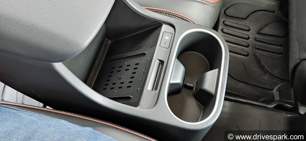 ഫീച്ചര്‍ സമ്പന്നം, സുഖസവാരി; ഹ്യുണ്ടായി അല്‍കസാറിന്റെ ആദ്യഡ്രൈവ് വിശേഷങ്ങള്‍