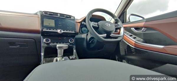 ഇന്ത്യയിൽ ഒരു കോടി വാഹനങ്ങൾ നിർമ്മിച്ച് ഹ്യുണ്ടായി; നേട്ടം അൽകസാറിലൂടെ