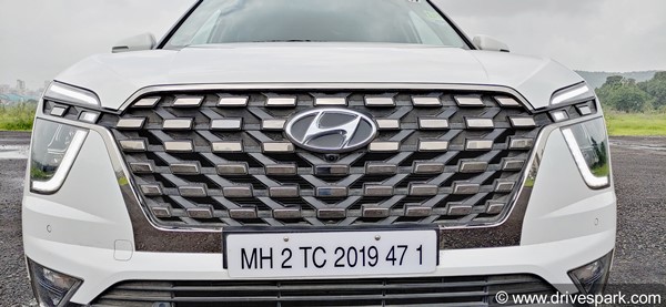 ഫീച്ചര്‍ സമ്പന്നം, സുഖസവാരി; ഹ്യുണ്ടായി അല്‍കസാറിന്റെ ആദ്യഡ്രൈവ് വിശേഷങ്ങള്‍