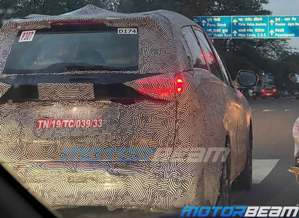 XUV700 പരീക്ഷണയോട്ടം സജീവമാക്കി മഹീന്ദ്ര: ടെയില്‍ ലാമ്പ് ഡിസൈന്‍ വിവരങ്ങള്‍ പുറത്ത്