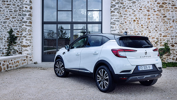 ക്യാപ്ച്ചറിന്റെ ഇ-ടെക് ഹൈബ്രിഡ് പതിപ്പിനെ അവതരിപ്പിച്ച് റെനോ ക്യാപ്ച്ചറിന്റെ ഇ-ടെക് ഹൈബ്രിഡ് പതിപ്പിനെ അവതരിപ്പിച്ച് റെനോ