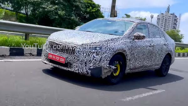 സണ്‍റൂഫ്, 2 സ്‌പോക്ക് സ്റ്റിയറിംഗ് വീല്‍; പരീക്ഷണയോട്ടം നടത്തി സ്‌കോഡ സ്ലാവിയ