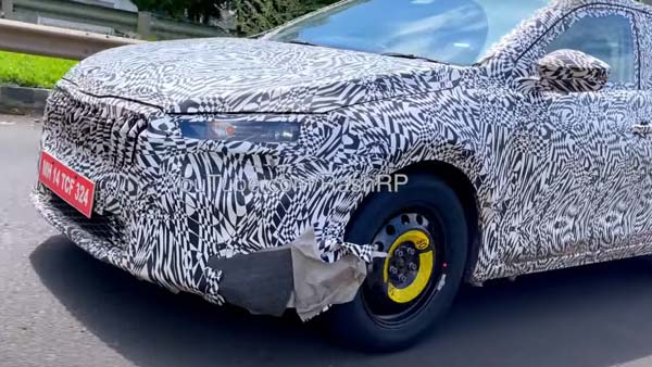 സണ്‍റൂഫ്, 2 സ്‌പോക്ക് സ്റ്റിയറിംഗ് വീല്‍; പരീക്ഷണയോട്ടം നടത്തി സ്‌കോഡ സ്ലാവിയ