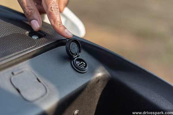 FAME II സബ്സിഡിയിൽ 11,250 രൂപ വിലക്കുറവുമായി ടിവിഎസ് ഐക്യൂബ് ഇലക്ട്രിക് സ്കൂട്ടർ