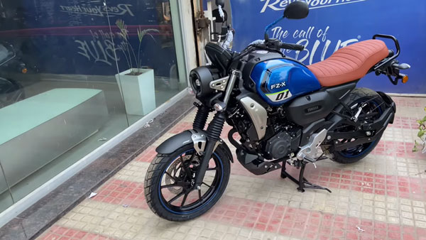 ഷോറൂമുകളിൽ എത്തിത്തുടങ്ങി, വിപണിപിടിക്കാൻ പുതിയ യമഹ FZ-X