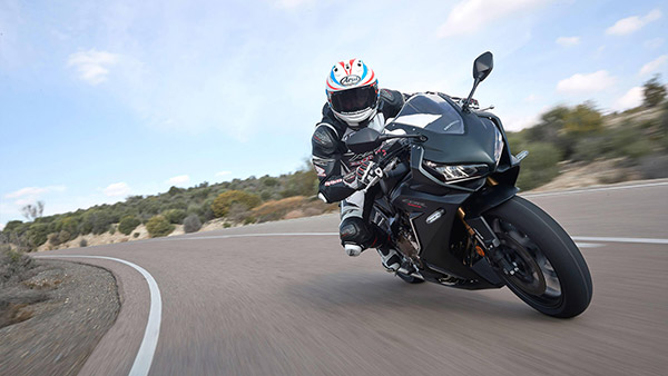 ഇന്ത്യയിൽ 2021 CBR 650 R, CB 650 R മോഡലുകളുടെ ഡെലിവറികൾ ആരംഭിച്ച് ഹോണ്ട