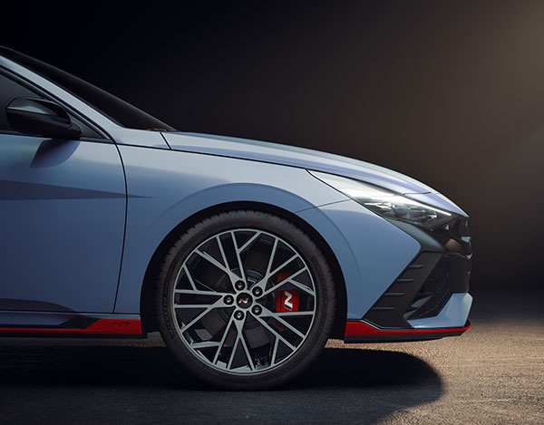 ഉയര്‍ന്ന പ്രകടനവും സ്പോര്‍ടി ഡിസൈനും; 2022 എലാന്‍ട്ര N സെഡാന്‍ അവതരിപ്പിച്ച് ഹ്യുണ്ടായി