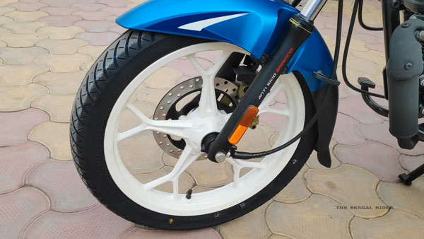 പള്‍സര്‍ ഡാഗര്‍ പതിപ്പ് പോലെ ബജാജ് പ്ലാറ്റിന 110; ഫസ്റ്റ് ലുക്ക് വോക്ക്എറൗണ്ട് വീഡിയോ