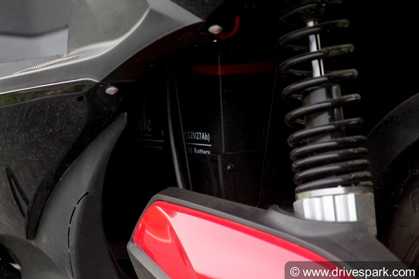 ആദ്യകാഴ്ചയില്‍ തന്നെ ആരെയും മയക്കും; ഈവ് ആട്രിയോയുടെ റിവ്യൂ വിശേഷങ്ങള്‍