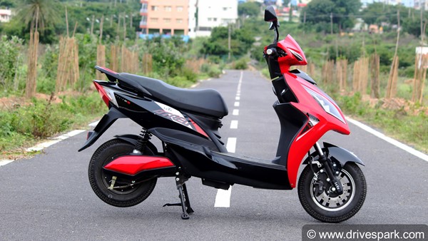 ആദ്യകാഴ്ചയില്‍ തന്നെ ആരെയും മയക്കും; ഈവ് ആട്രിയോയുടെ റിവ്യൂ വിശേഷങ്ങള്‍