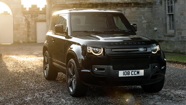 അതിസുന്ദരനായൊരു ഓഫ്-റോഡ് മോഡൽ; ഡിഫെൻഡർ ട്രോഫി എഡിഷനെ അവതരിപ്പിച്ച് ലാൻഡ് റോവർ