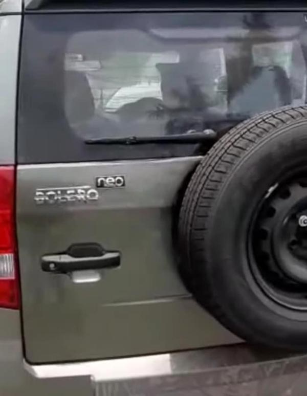 ഔദ്യോഗിക അവതരണത്തിന് മുമ്പ് ഡീലഷിപ്പുകളിലെത്തി ബൊലേറോ നിയോ; സ്പൈ ചിത്രങ്ങൾ പുറത്ത് ഔദ്യോഗിക അവതരണത്തിന് മുമ്പ് ഡീലഷിപ്പുകളിലെത്തി ബൊലേറോ നിയോ; സ്പൈ ചിത്രങ്ങൾ പുറത്ത്