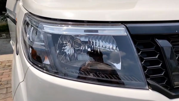 കുഞ്ഞൻ ബൊലേറോയുടെ അടിസ്ഥാന വേരിയന്റിൽ എന്തുണ്ട്? നിയോ N4 -ന്റെ സവിശേഷതകൾ ഇങ്ങനെ