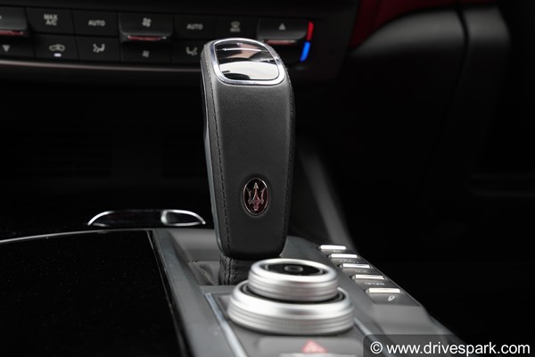 കരുത്തിന്റെയും ആഢംബരത്തിന്റെയും പ്രതീകമായ ഇറ്റാലിയൻ എസ്‌യുവി; മസെരാട്ടി ലവാന്റെ റിവ്യൂ വിശേഷങ്ങൾ