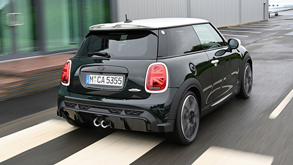 കൂപ്പർ ശ്രേണിയുടെ 60 വർഷം ആഘോഷിക്കാൻ പുത്തൻ ആനിവേർസറി എഡിഷൻ അവതരിപ്പിച്ച് മിനി