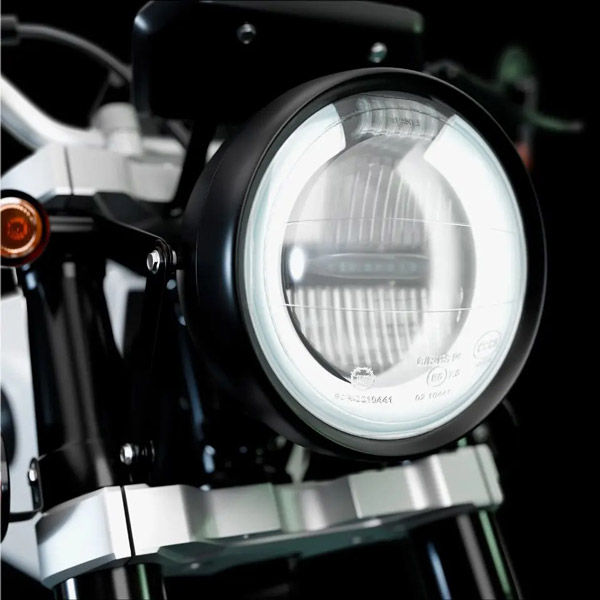 ലളിതമായ രൂപകല്‍പ്പനയില്‍ OX വണ്‍; ഇലക്ട്രിക് മോട്ടര്‍സൈക്കിളിന്റെ ഉത്പാദനം ആരംഭിച്ചു