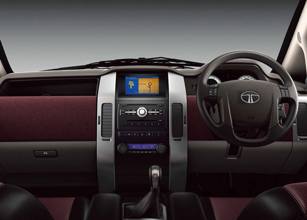 ഇന്നോവയ്ക്കെതിരെ ഓടി തളർന്ന ടാറ്റ ആരിയ; തരംഗമില്ലാതെ അലഞ്ഞത് ആറ് വർഷം 