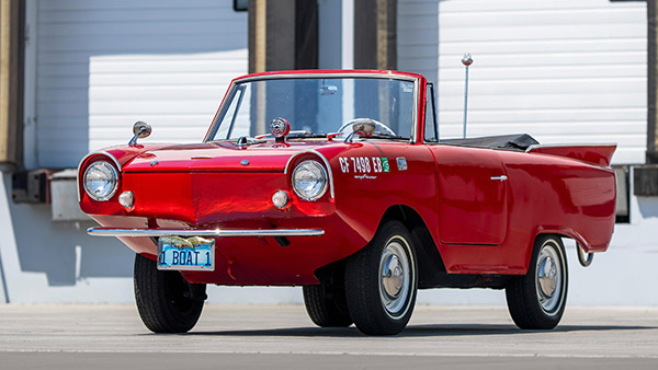 പറക്കും കാറുകൾ കോളിളക്കം സൃഷ്ടിക്കുന്ന യുഗത്തിൽ കൗതുകമായി ആംഫിക്കാർ 770