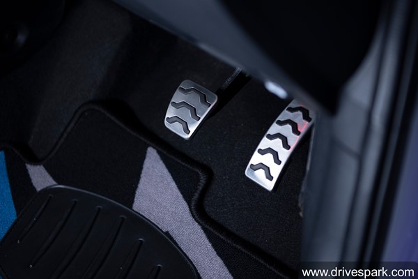 പെര്‍ഫോമെന്‍ ശ്രേണി മോഹിച്ച് Hyundai; i20 N-Line -ന്റെ ബുക്കിംഗ് ആരംഭിച്ചു, ഡെലിവറി ഉടന്‍