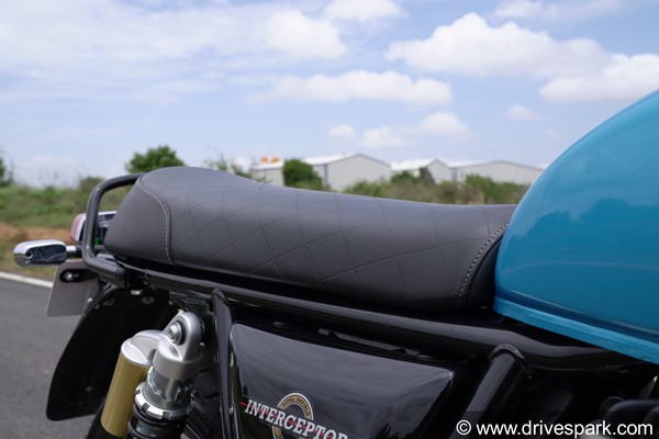 റോയല്‍ എന്‍ഫീല്‍ഡ് നിരയിലെ ക്ലാസിക് താരം; ബിഎസ് VI ഇന്റര്‍സെപ്റ്റര്‍ 650 റിവ്യൂ വിശേഷങ്ങള്‍ ഇതാ