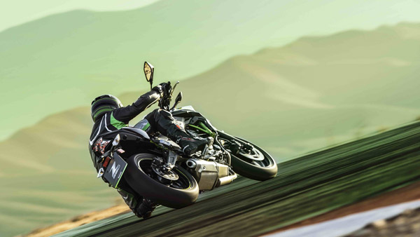 ഒന്നു മിനുങ്ങിയല്ലോ, 2022 മോഡൽ കവസാക്കി Z650 മോഡലിനെ ഇന്ത്യയിൽ അവതരിപ്പിച്ചു; വില 6.24 ലക്ഷം രൂപ