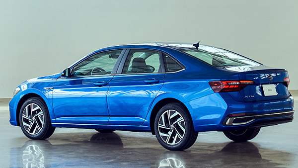 പരിഷ്കരണങ്ങളോടെ 2022 Jetta സെഡാൻ അവതരിപ്പിച്ച് Volkswagen