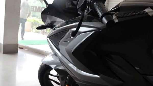പുതിയ കളര്‍ ഓപ്ഷനില്‍ Pulsar RS200-നെ തിരിച്ചെത്തിച്ച് Bajaj; ഫസ്റ്റ്‌ലുക്ക് വോക്ക്എറൗണ്ട് വീഡിയോ ഇതാ