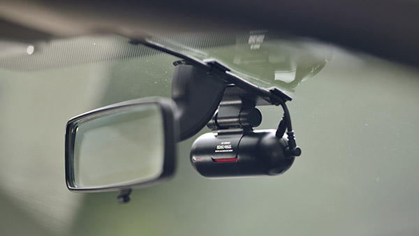 ബ്ലൂടൂത്ത് ചട്ടങ്ങൾക്ക് പിന്നിലെ കേരള MVD അവതരിപ്പിക്കുന്ന പുത്തൻ നിയമം; ഹെൽമെറ്റ് മൗണ്ട് ക്യാമറയുണ്ടേൽ ലൈസൻസ് റദ്ദാക്കും