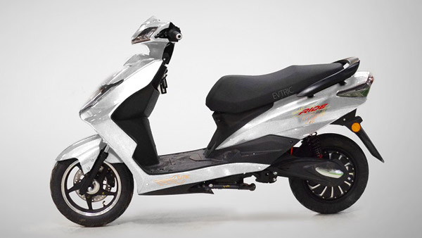 പൂര്‍ണ ചാര്‍ജില്‍ 75 കിലോമീറ്റര്‍ സഞ്ചരിക്കാം; ഇലക്ട്രിക് സ്‌കൂട്ടറുകള്‍ അവതരിപ്പിച്ച് EVTRIC